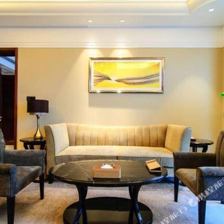 Wyndham Grand Plaza Royale Xianglin Shaoyang Hotel Exterior photo