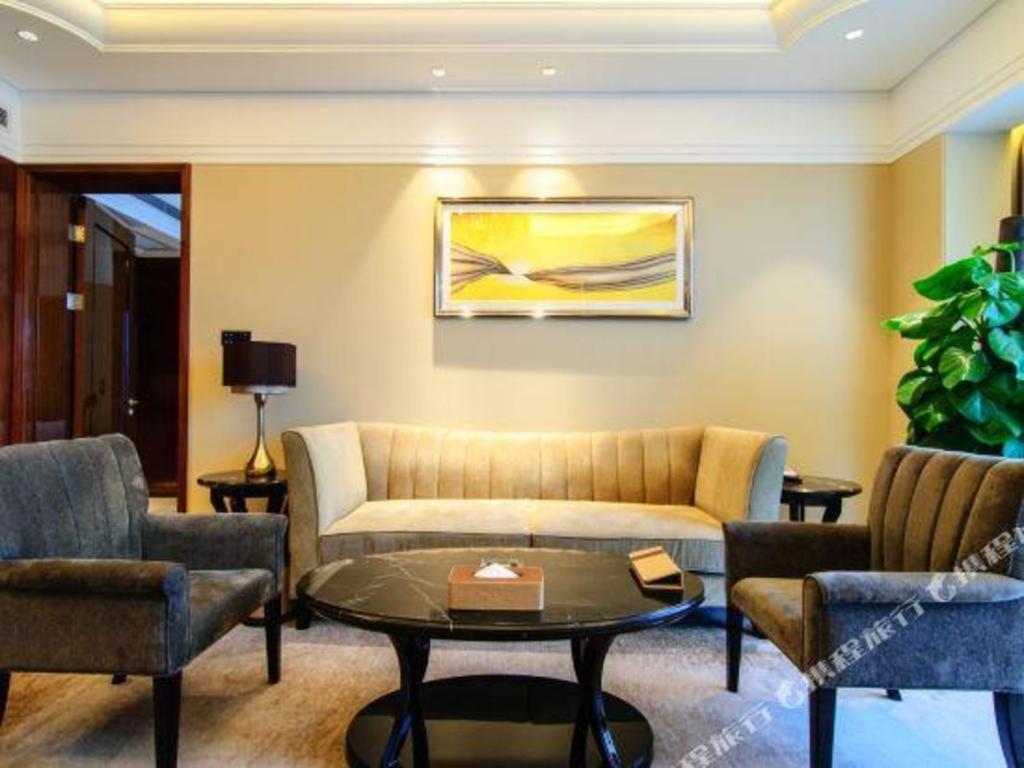 Wyndham Grand Plaza Royale Xianglin Shaoyang Hotel Exterior photo
