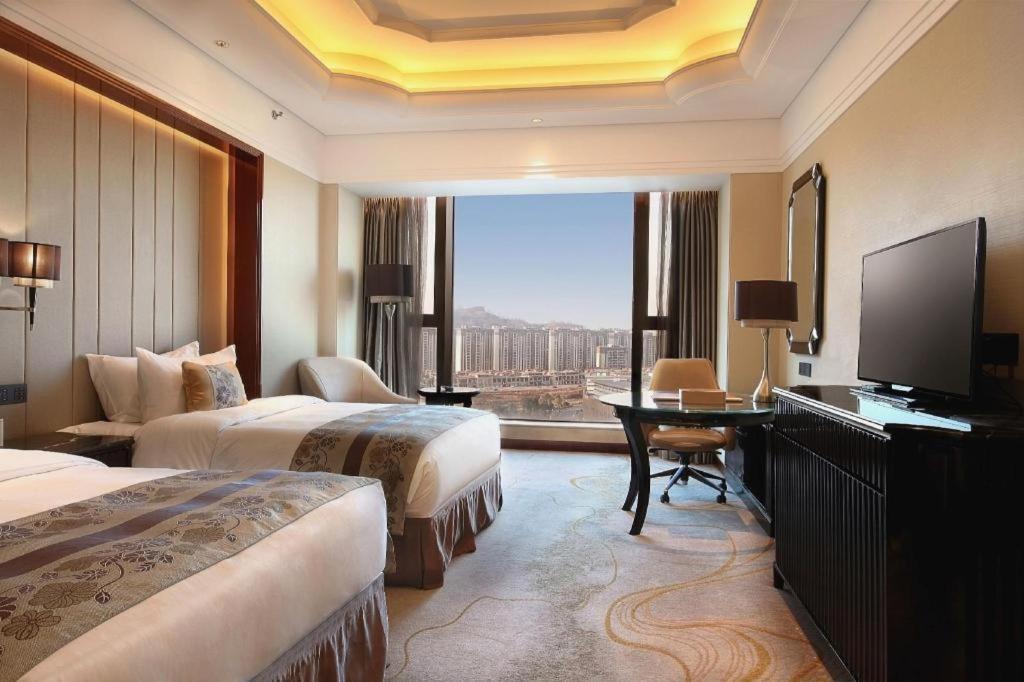 Wyndham Grand Plaza Royale Xianglin Shaoyang Hotel Exterior photo