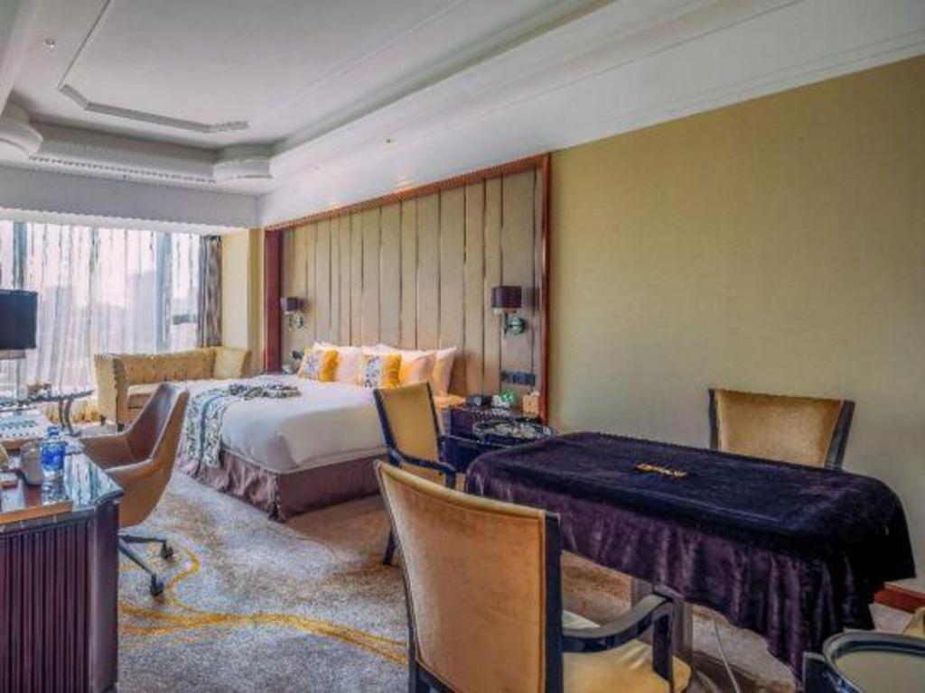 Wyndham Grand Plaza Royale Xianglin Shaoyang Hotel Exterior photo