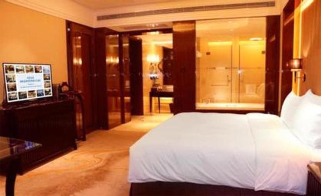 Wyndham Grand Plaza Royale Xianglin Shaoyang Hotel Exterior photo